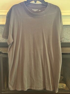 Abercrombie & Fitch Men's Short Sleeve Tee - Brown